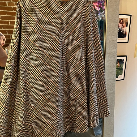 Poncho Style Coat - Picture 4 of 4